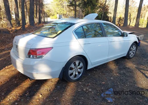 2008 Honda Accord 2.4 Ex-L z USA, uszkodzony, nr VIN 1HGCP26858A009981